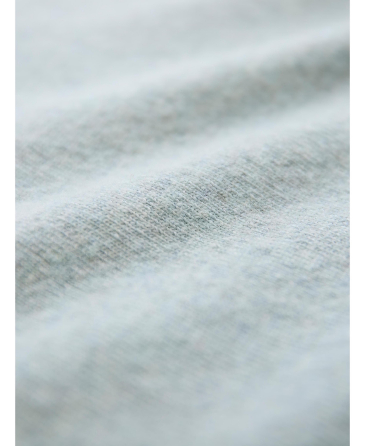 Celtic & Co. Women's Geelong Slouch Turtle Neck Sweater