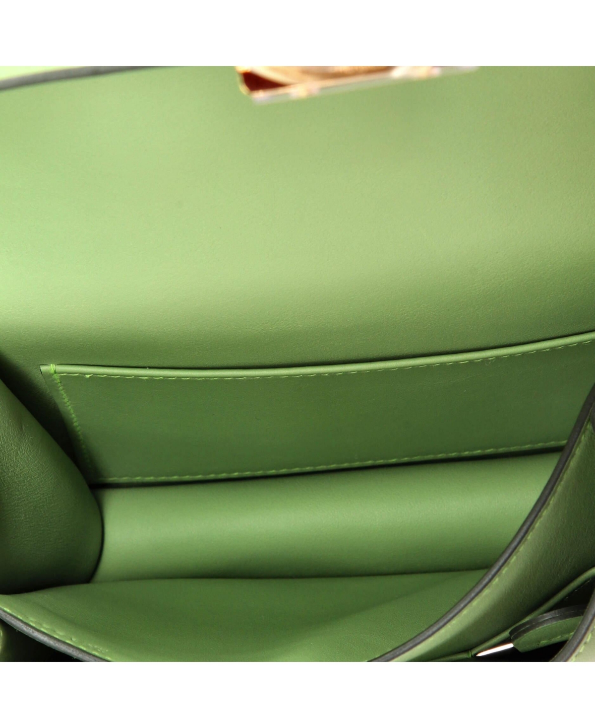 Pre-Owned HERMES 18 Constance Nm Bag Swift