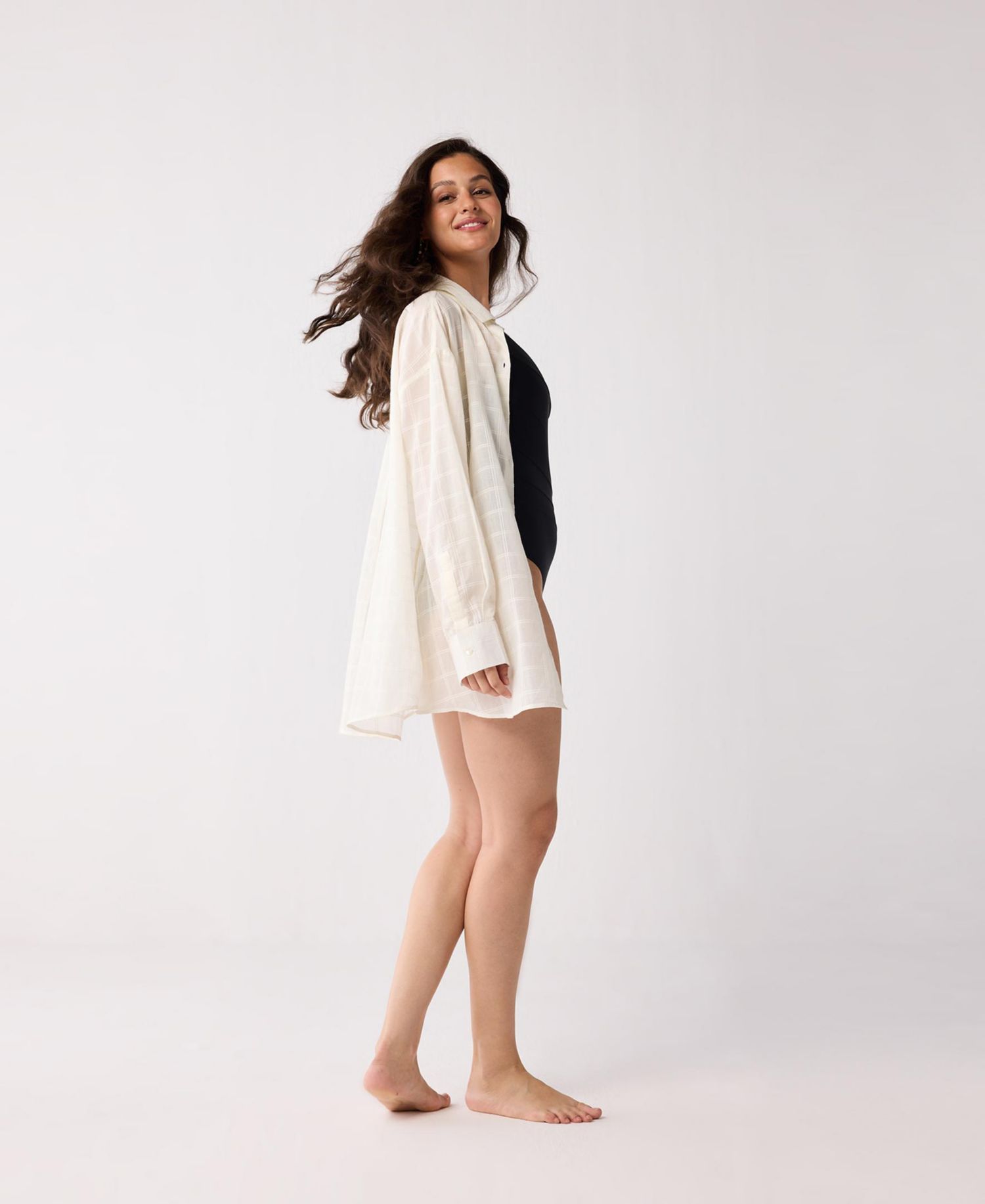 Women's Oversized Shirt Cover-up in Textured Checks