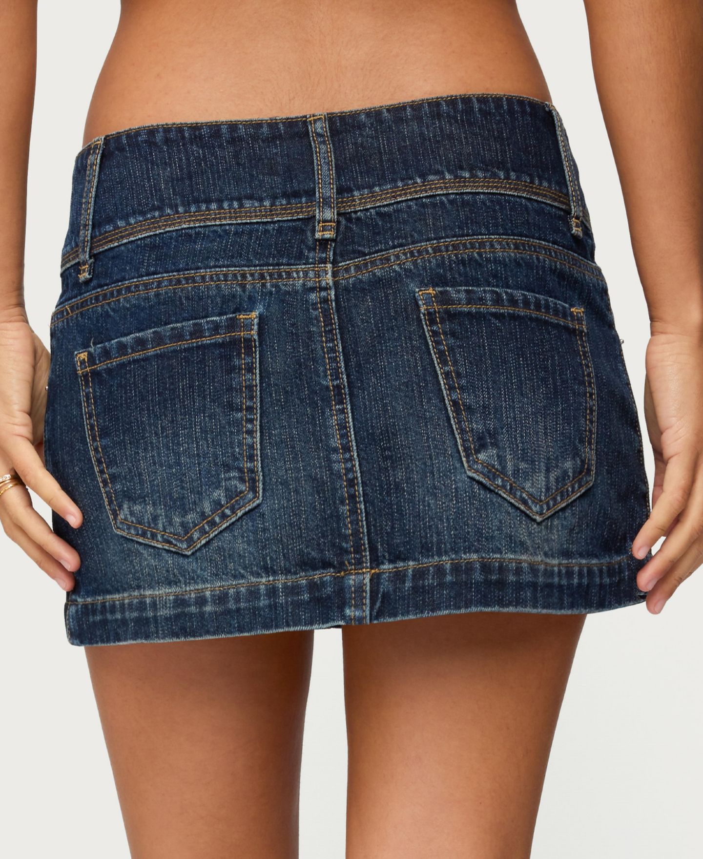 Женская юбка Edikted Fatama Denim Mini, цвет: Тёмный синий — фото 2