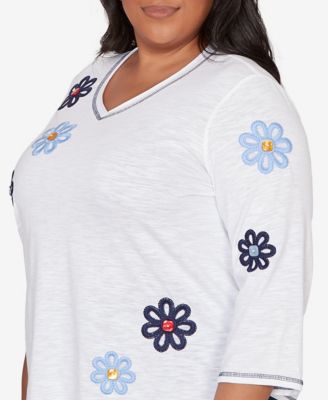 Plus Size Port Side Embellished Floral Button Top
