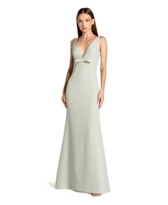 Women's Crepe Sleeveless V Neck Sheath Gown With Bow