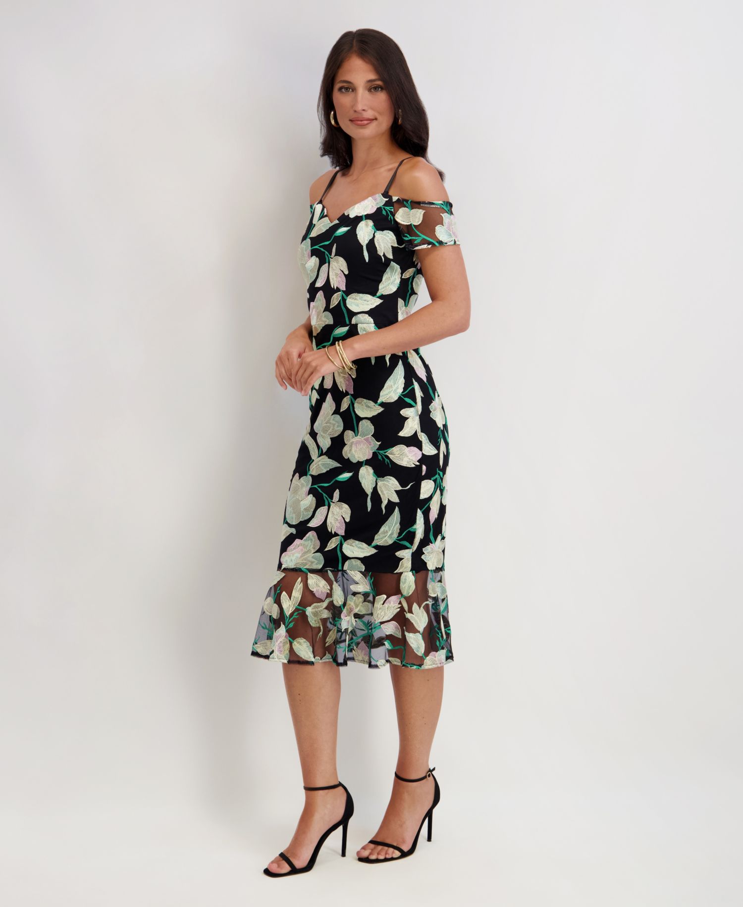 Women's Embroidered Lace Detail Sweetheart Midi Dress