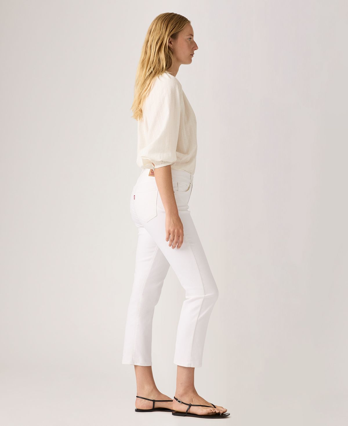 Levi's Women's Classic Mid-Rise Ankle Straight-Leg Jeans view 3 — MAYCSS fashion products