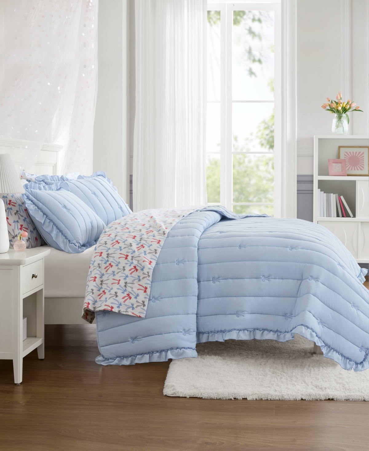 Intelligent Design Liv Microfiber Down Alternative 3-Pc. Quilt Set, Full/Queen