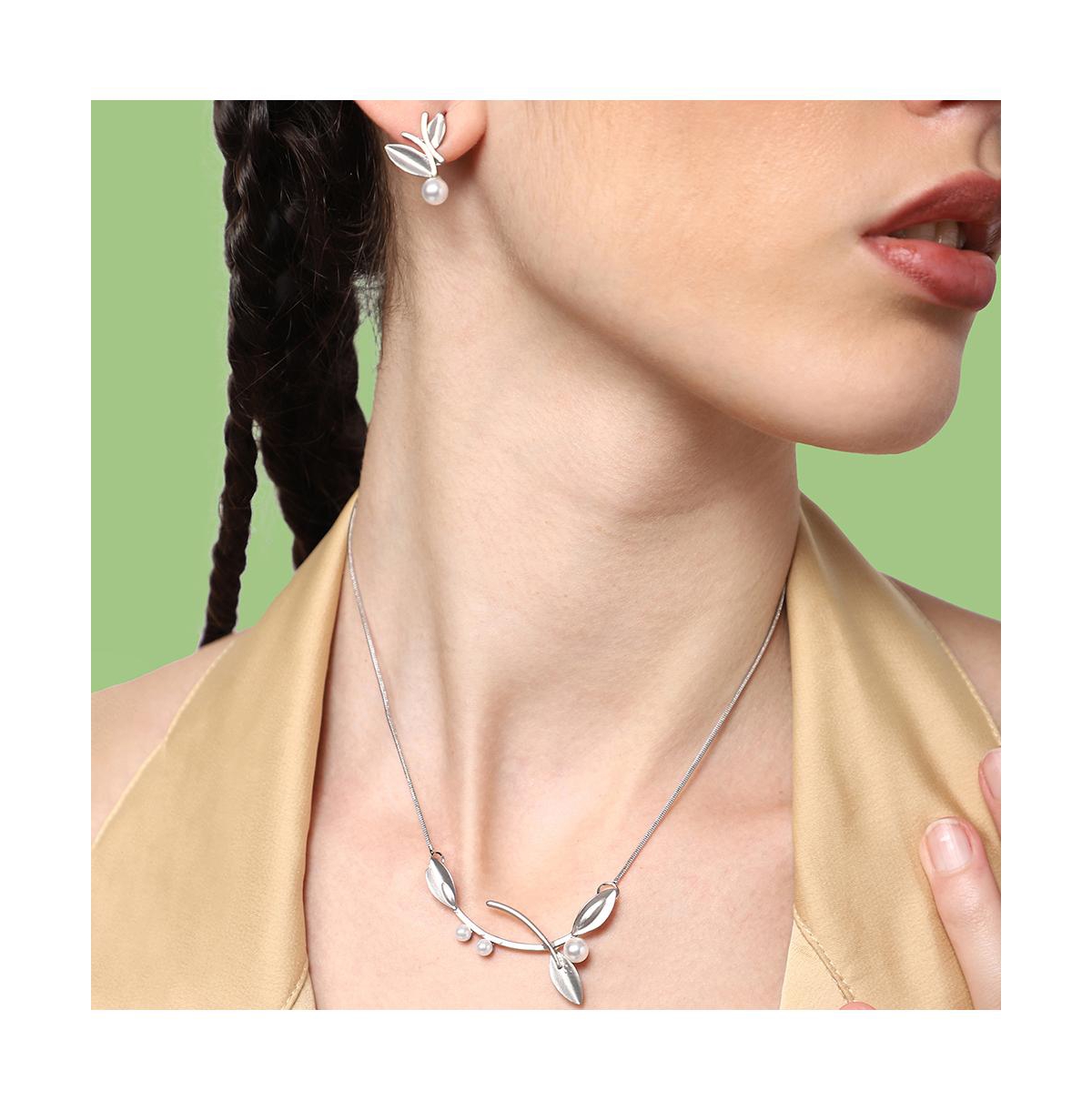 Sohi Women's Leaf Jewellery Set