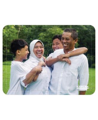 Kaplan Early Learning Families of the World Puzzles - Set of 6