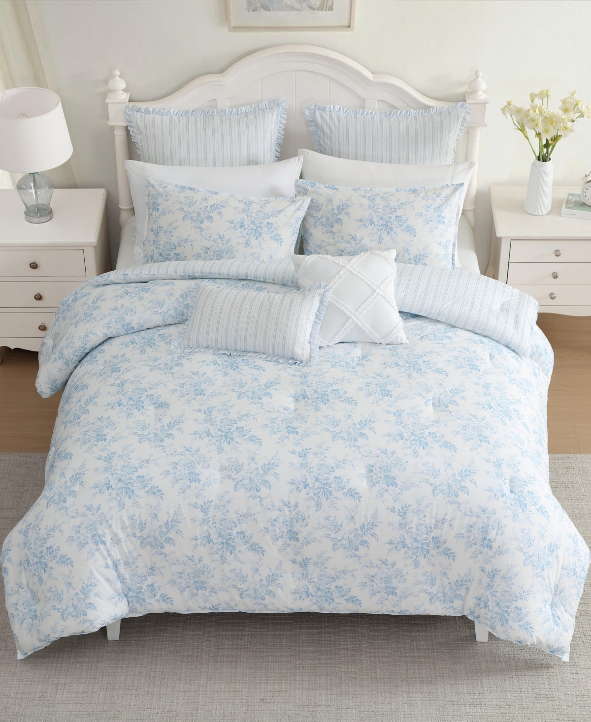 Laura Ashley Annalise Floral Reversible 7-Pc. Comforter Set