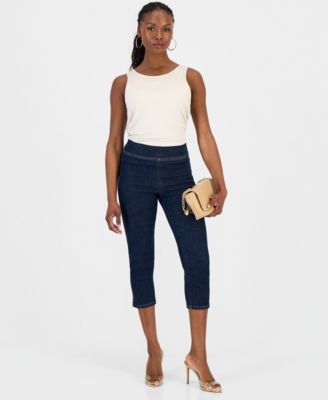 Petite Pull-On Capri Jeans