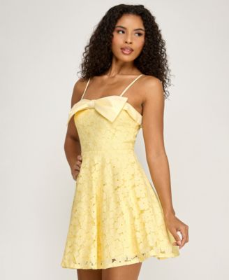 Junior's Bow Front Lace Dress