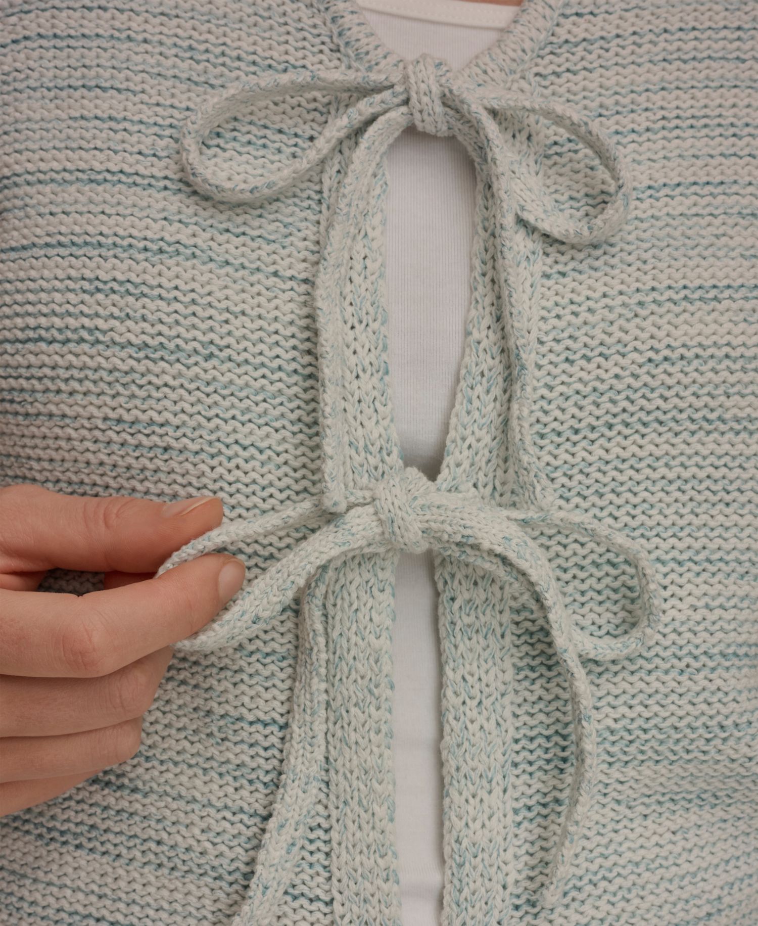 Women's V-Neck Tie-Front Detail Cardigan