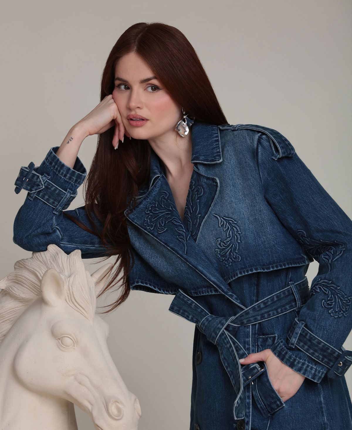 Avec Les Filles Women's Long-Sleeve Embossed Trench Coat view 4 — MAYCSS fashion products
