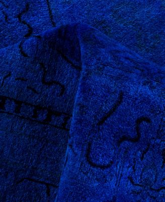 Fine Vibrance M1554 5' 3" x 7' 10" Area Rug