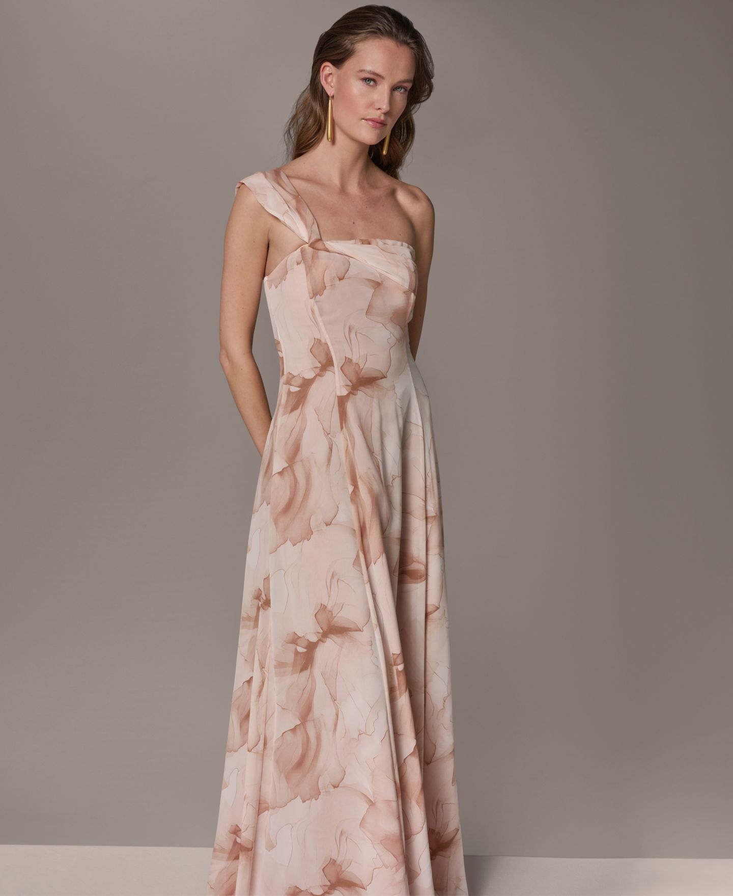 Женское платье Donna Karan New York One-Shoulder Ball Gown, цвет: Разноцветный — фото 7