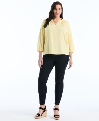 Plus Size Floral Embroidered 3/4-Sleeve Blouse