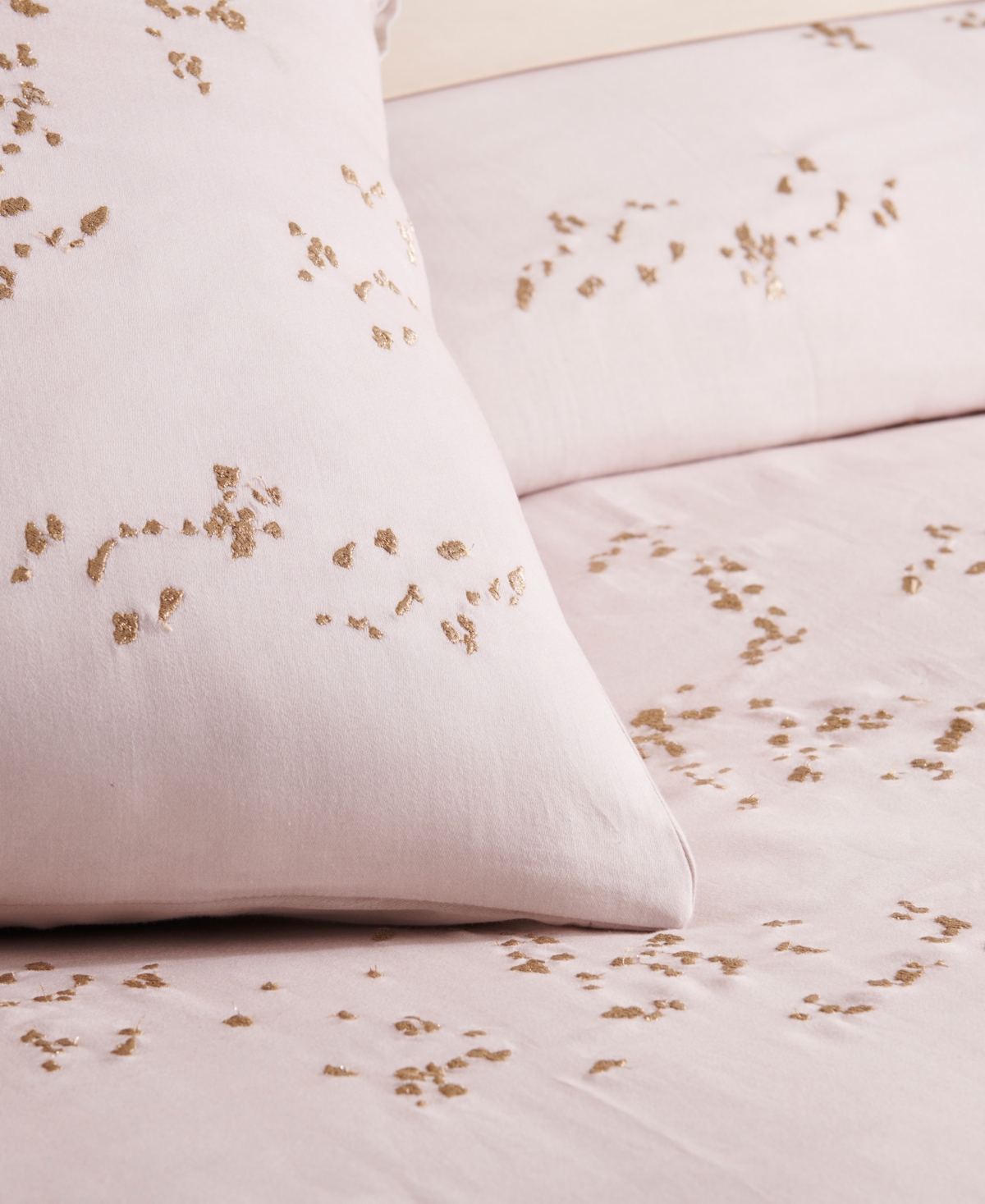 Donna Karan Home Dusk Breathable Sham