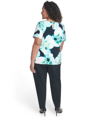 Plus Size Crewneck Short-Sleeve Top