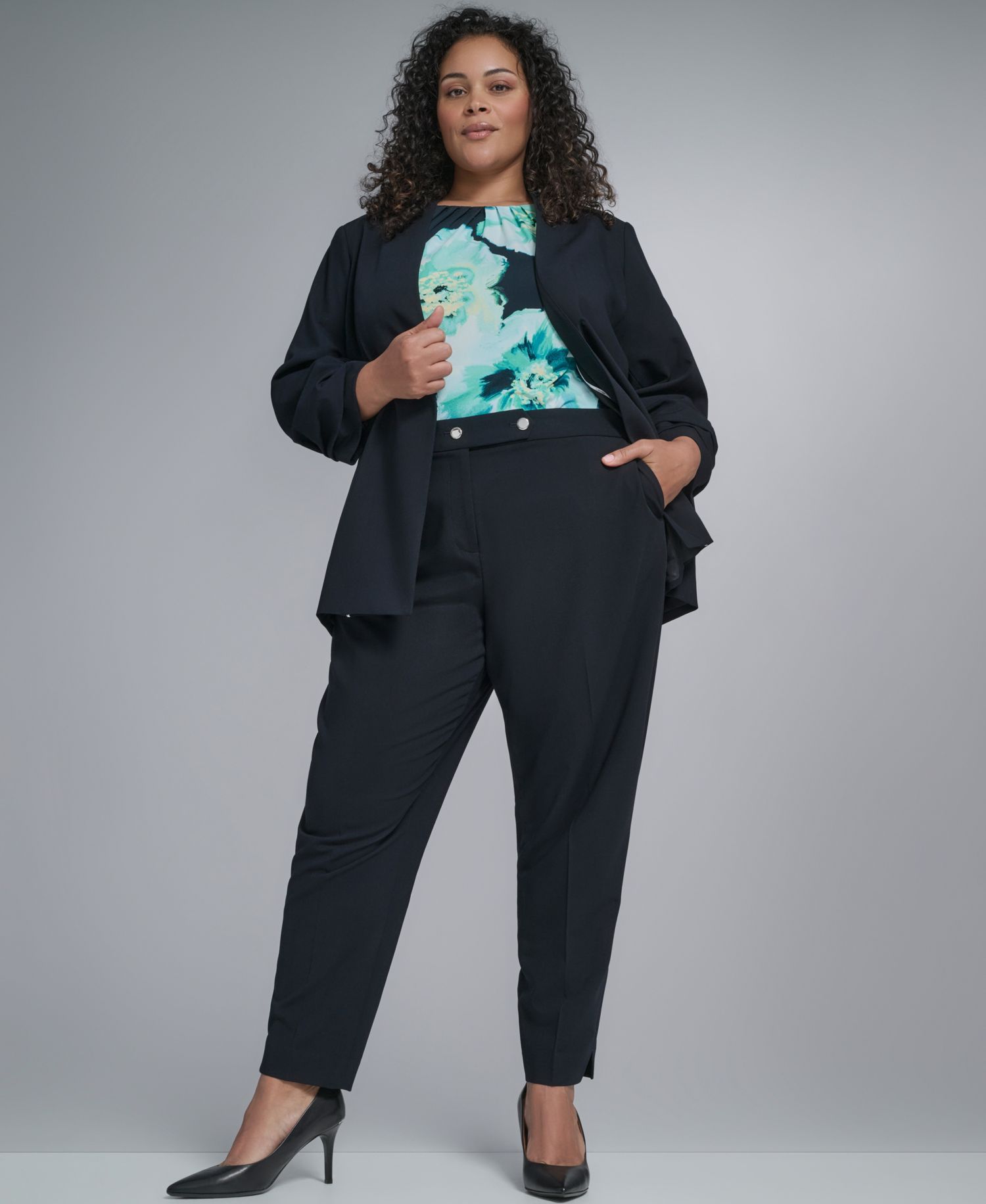 Plus Size Collarless Open Front Blazer