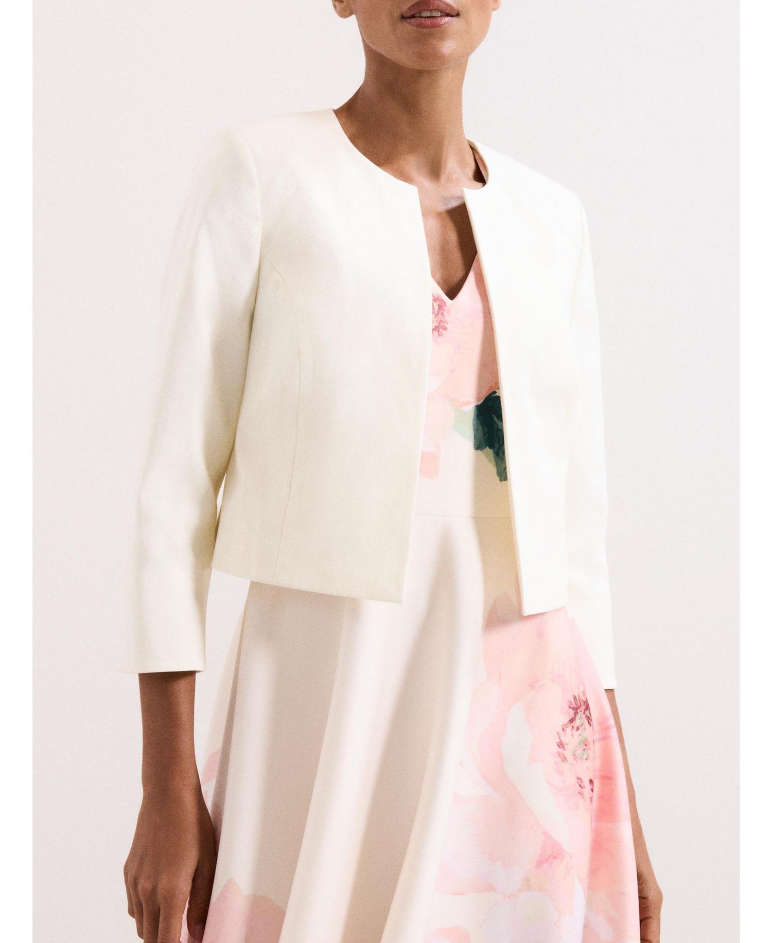 Women's Tailored Cropped Round Neck Jacket