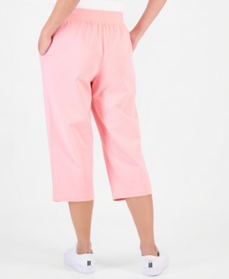 Women's Mid Rise Capri Sweatpants
