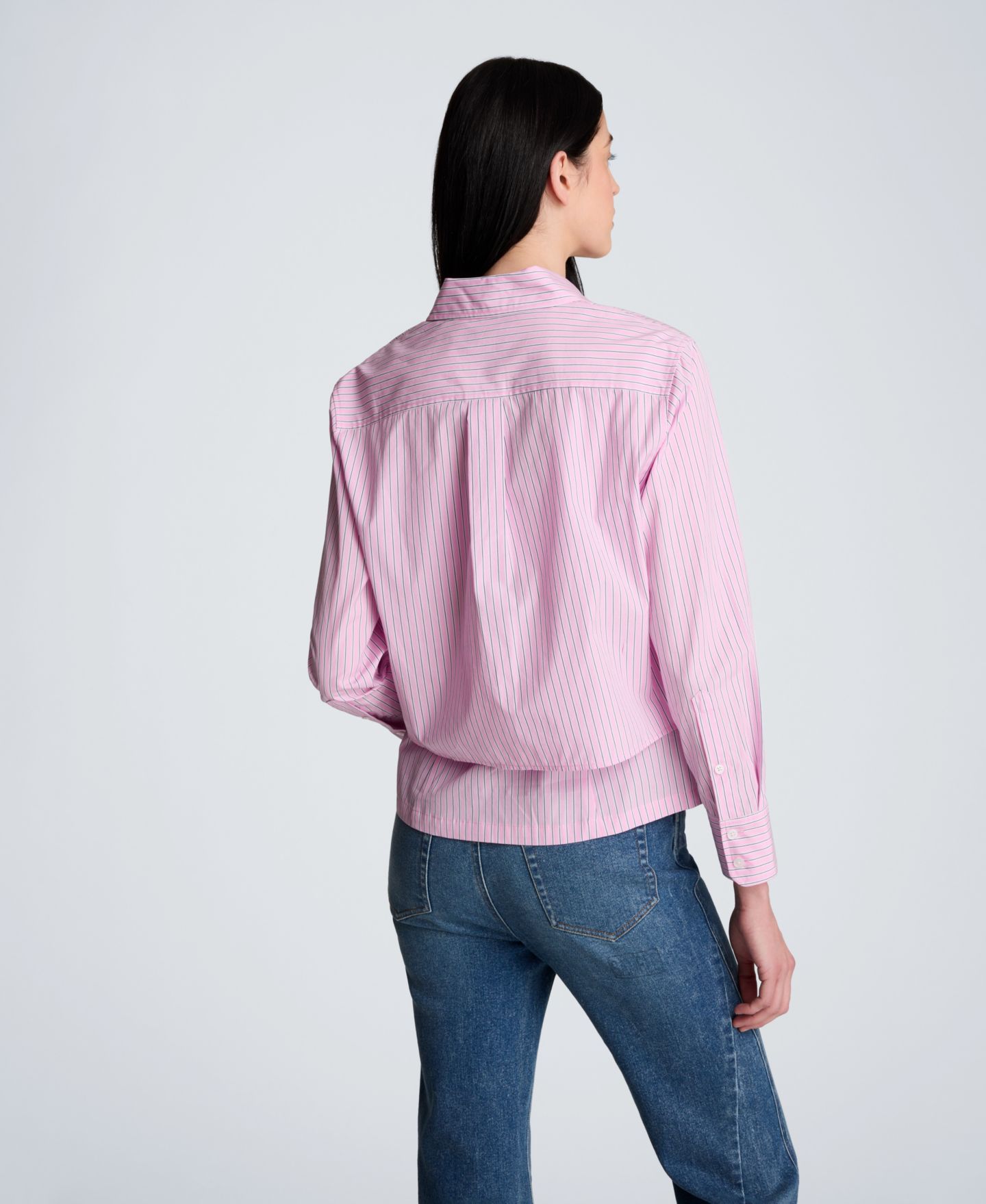 Женская рубашка Kenneth Cole Striped Poplin Cropped Long Sleeve Button Front, цвет: Розовый разноцветный — фото 6