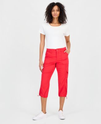 Petite Mid-Rise Cargo Capri Pants
