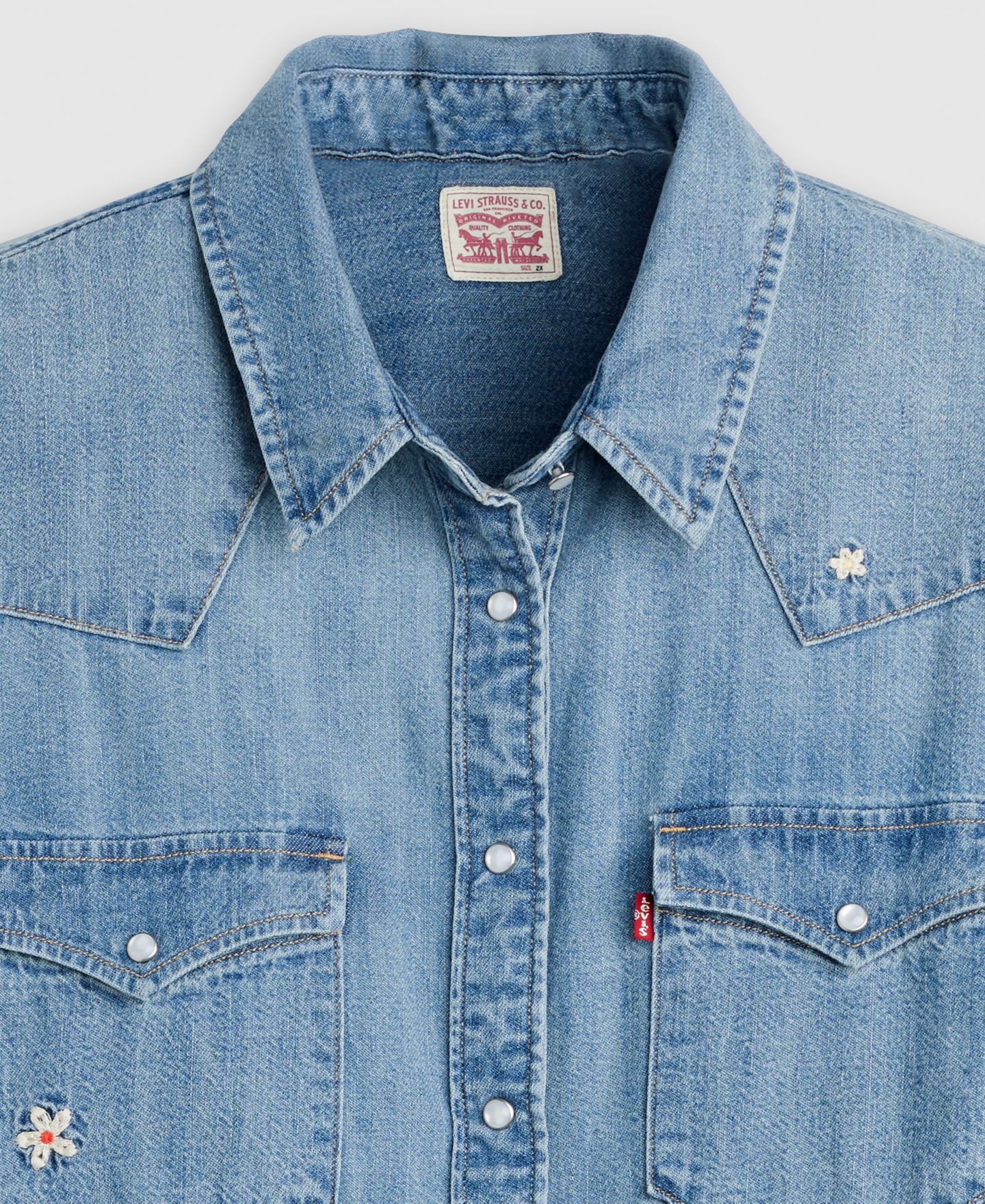 Женская рубашка Levi's Trendy Plus Size Essential Western Cotton, цвет: Bee In The Bonnet Western — фото 6