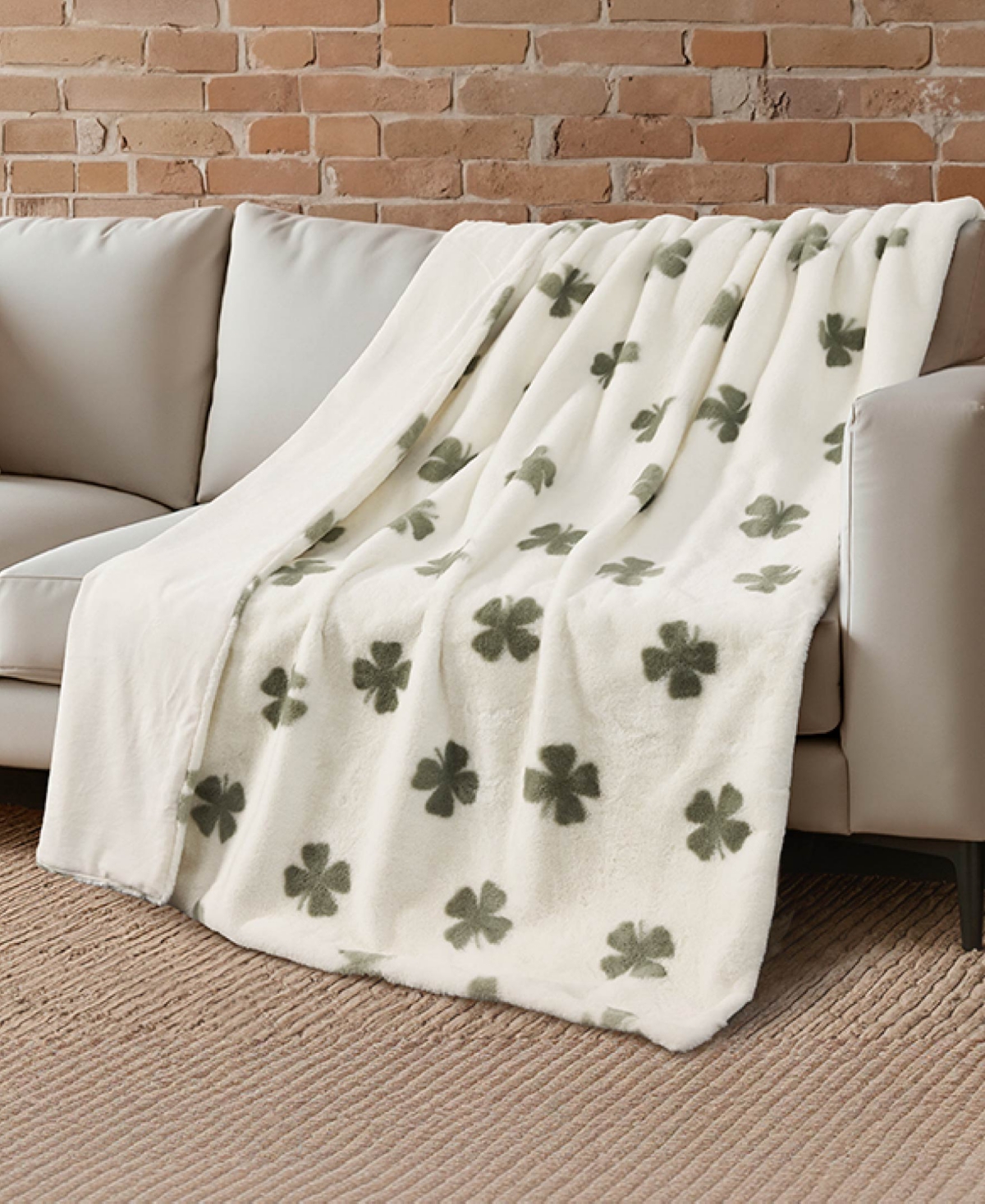 Lucky Brand Clover Toss Plush Throw, 50" x 70"