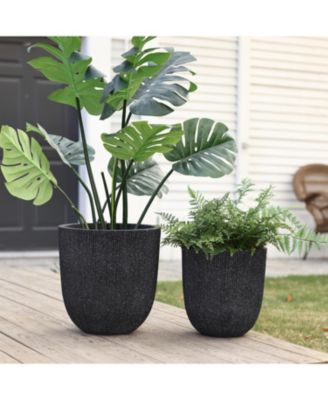 2-Piece Tapered Round Plastic Planters Set