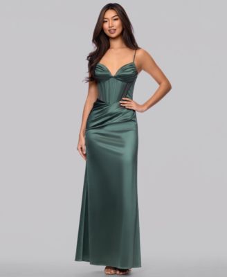 Juniors' Sweetheart Neck Gown