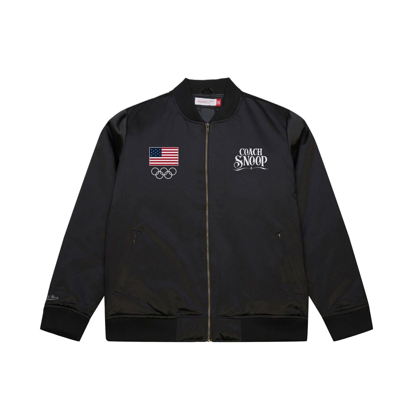 Мужская куртка Mitchell & Ness Black Team USA Coach Snoop Satin Full-Zip Bomber — фото 1
