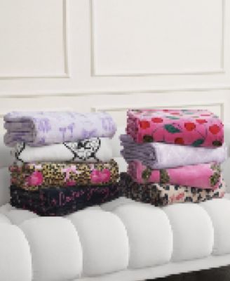 Printed Plush Oversized Throw, 60" x 70"