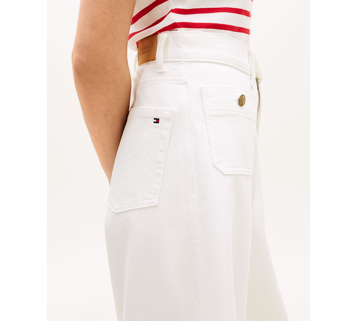 Tommy Hilfiger Women's White Wide-Leg Patch Jeans view 3 — MAYCSS fashion products