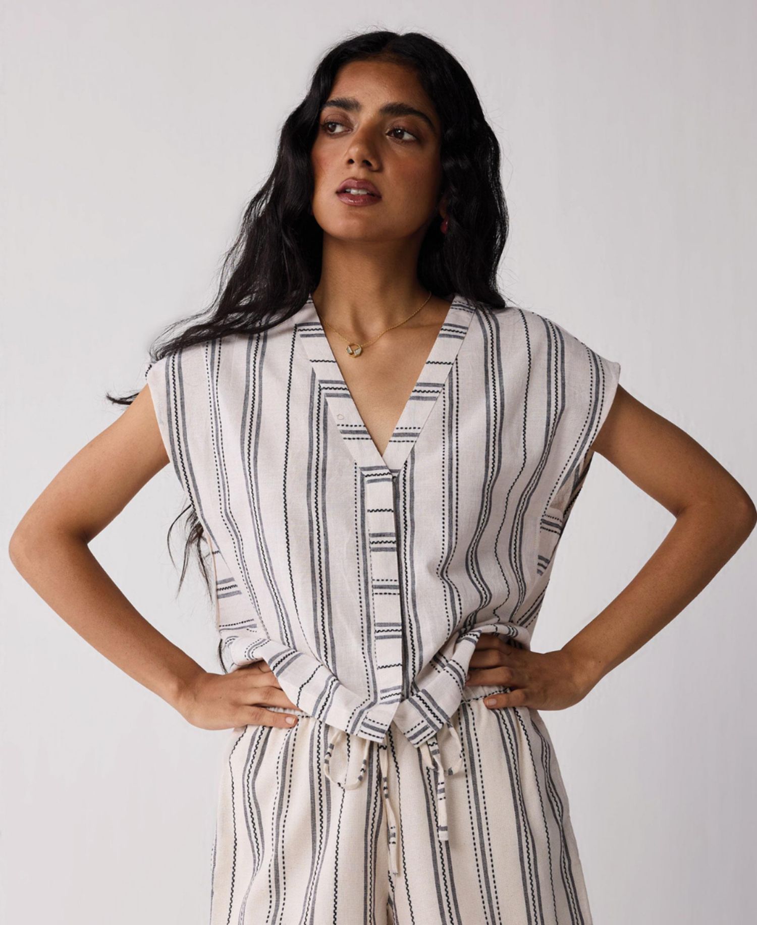 Women's Relaxed V-neck Top in Stripes