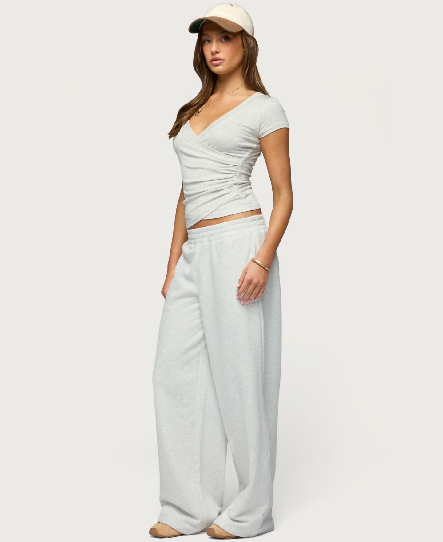 Женский топ Edikted Iria V Neck Wrapped, цвет: Светлый серый меланжевый — фото 3