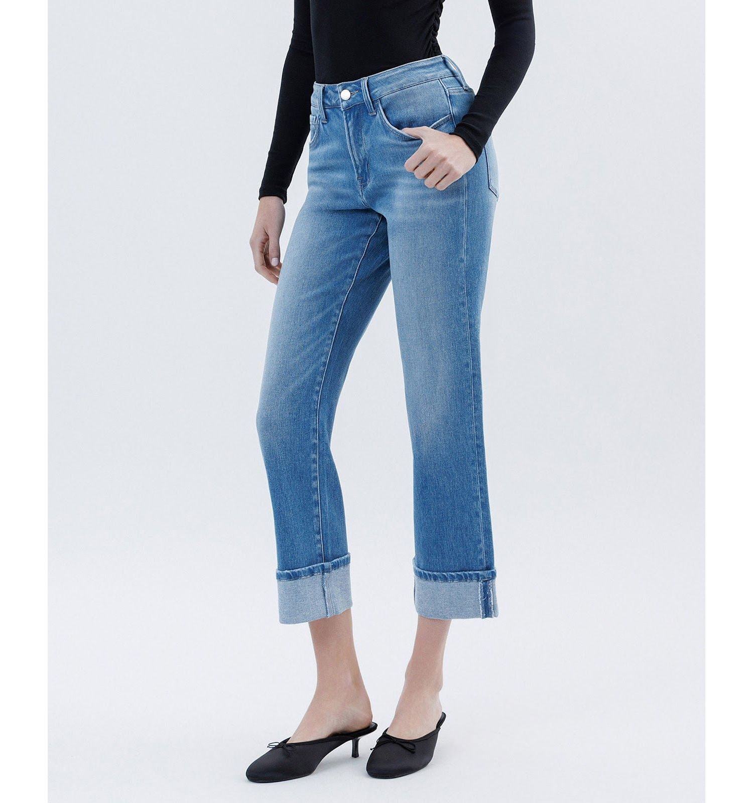Women's High Rise Cuffed Crop Straight Jeans