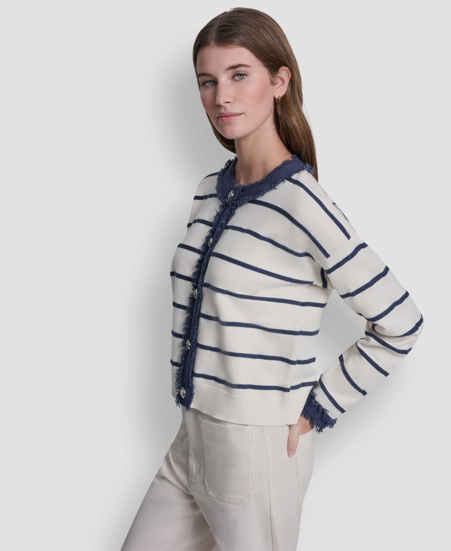 Женский кардиган DKNY Jeans Petite Denim Fringe Crewneck Striped, цвет: Сливочный / Индиго — фото 3