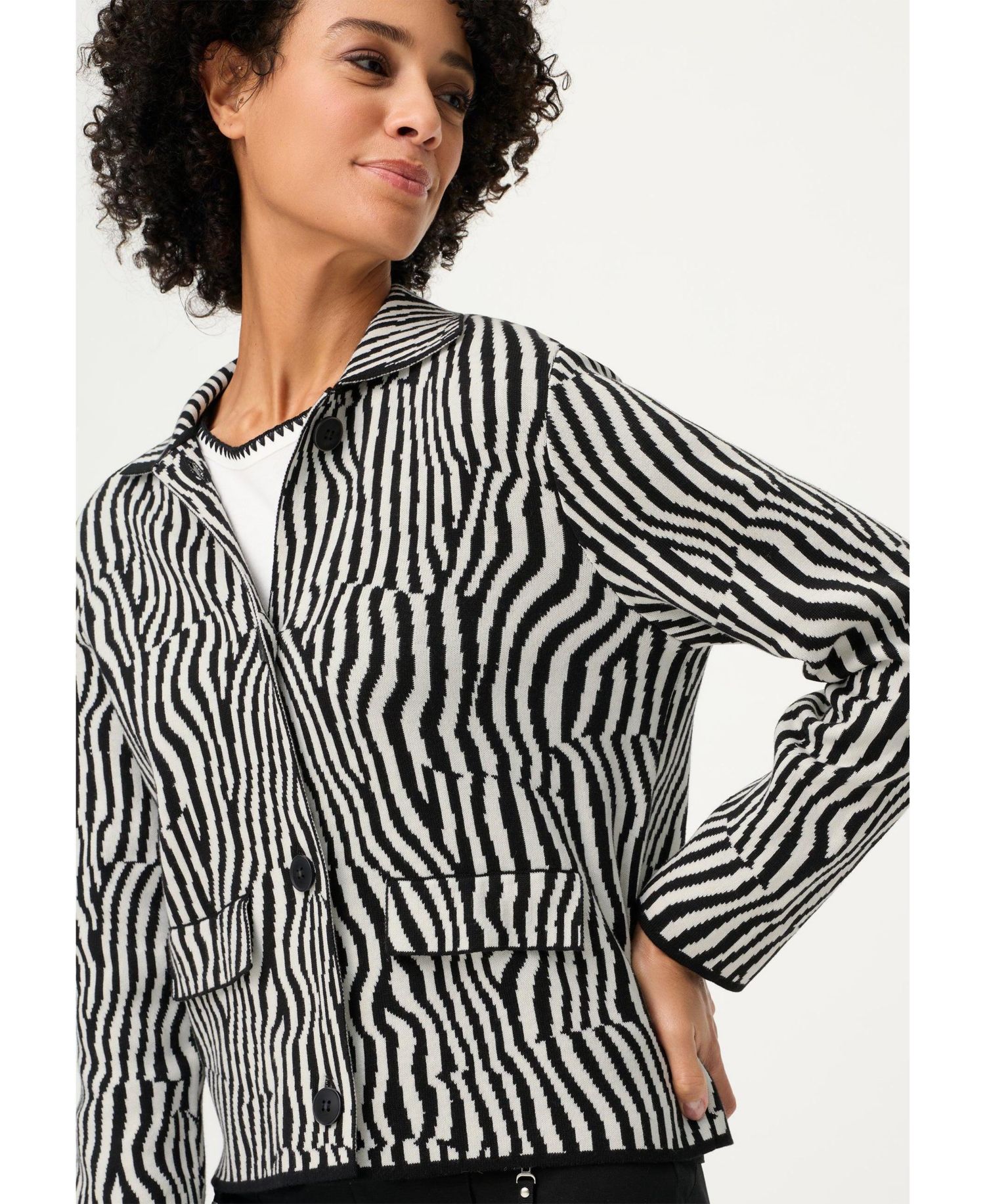 Women's Modern Zebra Knit Cardigan