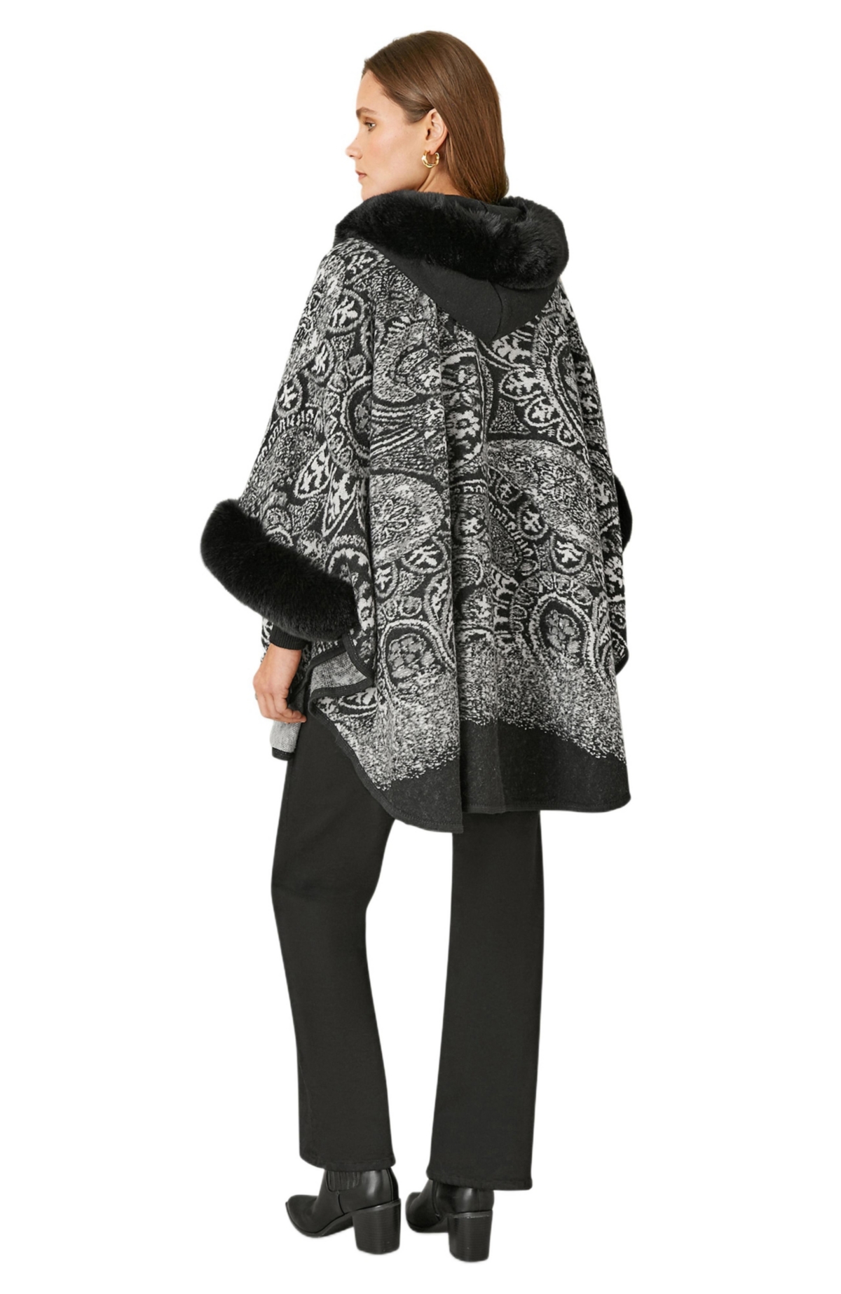 Yumi Women's Paisley Print Faux Fur Trim Cape
