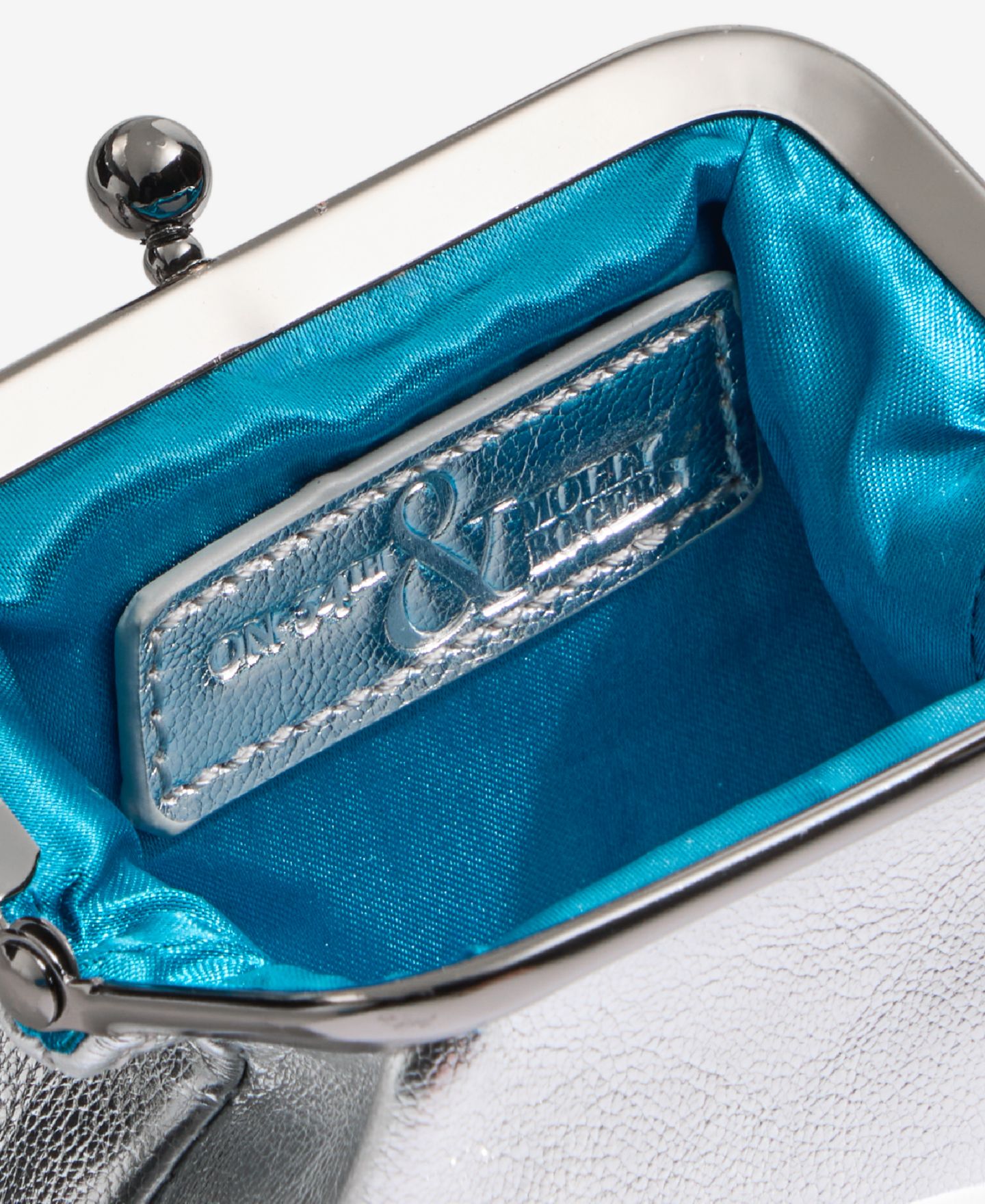 Женская сумка On 34th Mini Frame Pouch Necklace, Macy's Exclusive- Molly Rogers Capsule Collection, цвет: Серебряный металлический — фото 6