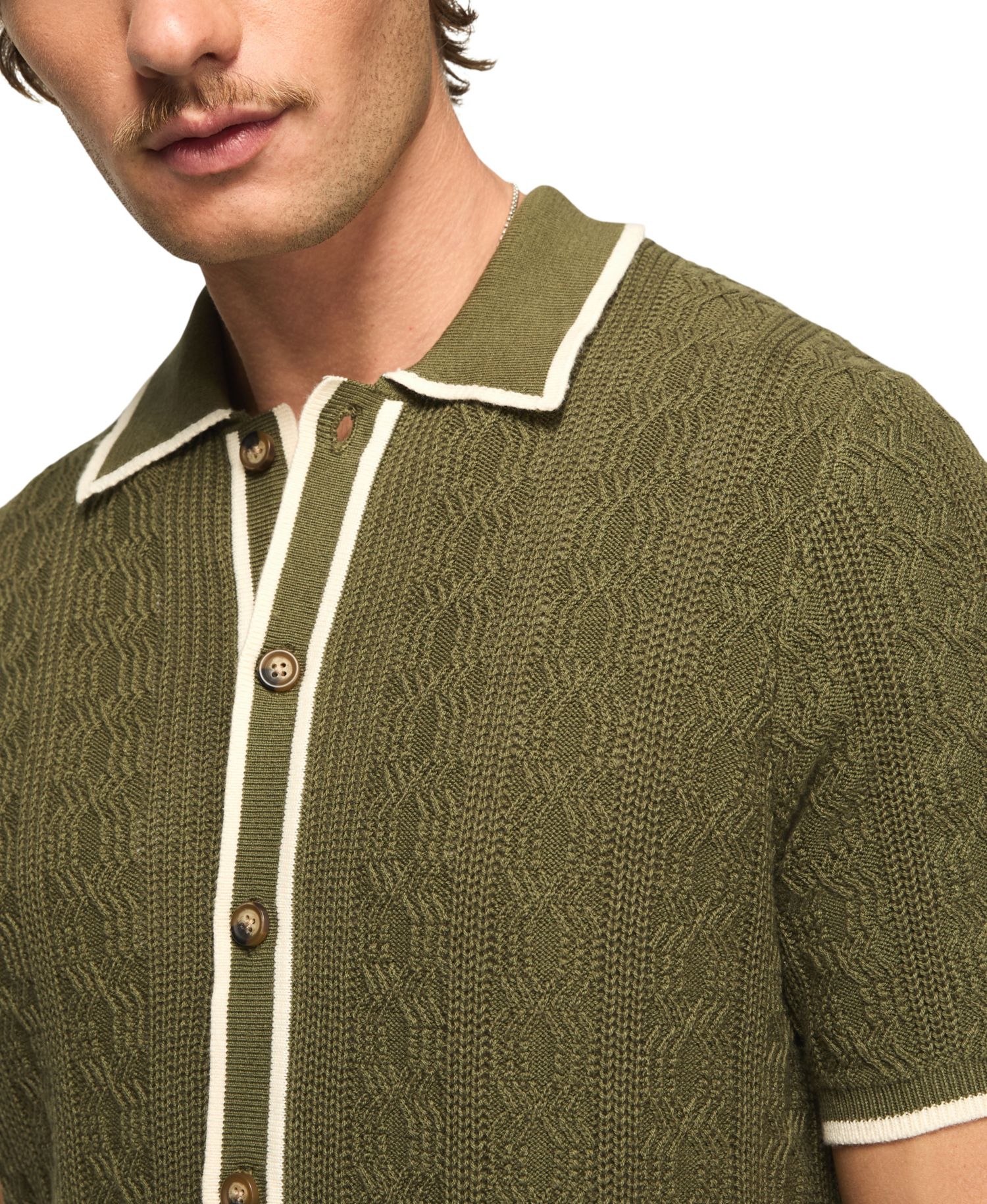 Men's Piping Detail Button-Front Short-Sleeve Shirt
