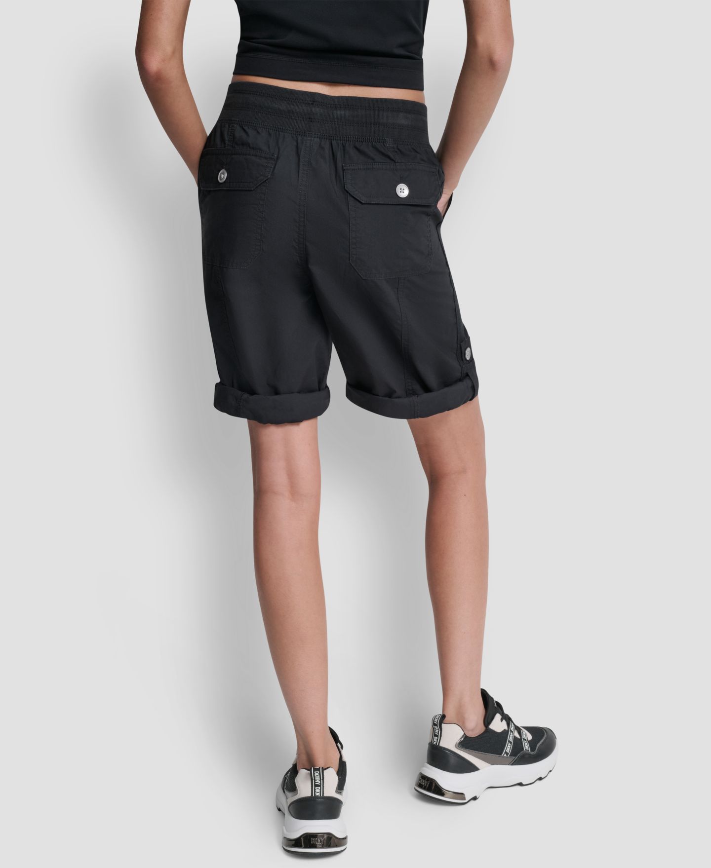 Женские шорты DKNY Sport High-Rise Convertible Bermuda, цвет: Чёрный — фото 7