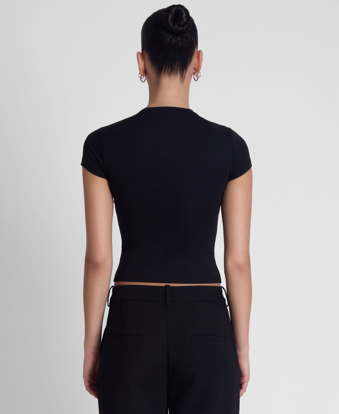 Женский топ LEAU Everyday Jersey Short Sleeve, цвет: Чёрный — фото 5