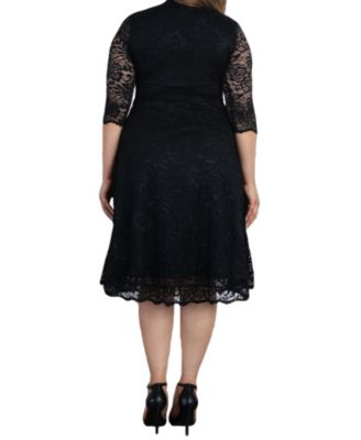 Women's Plus Size Mademoiselle Lace Cocktail Dress with Sleeves