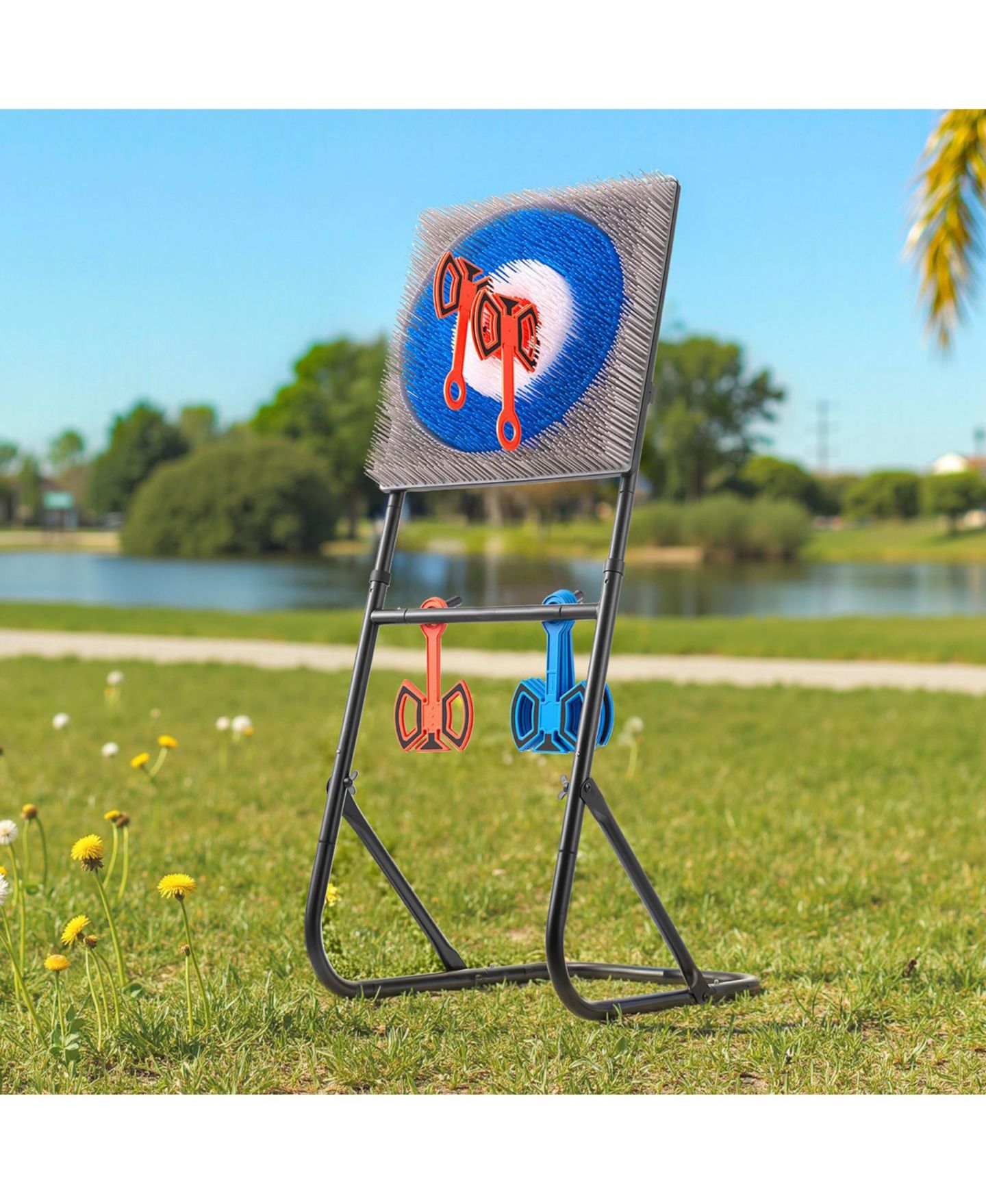 Детская игрушка Mecale Foldable Steel Frame Axe Throwing Game with 8 Axes, Ages 6+, цвет: Чёрный — фото 2