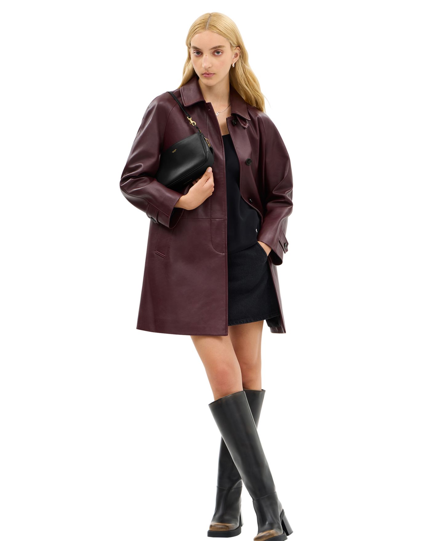 Женская сумка Coach Plaza Small Leather Slim Shoulder, цвет: Латунный / Чёрный — фото 7