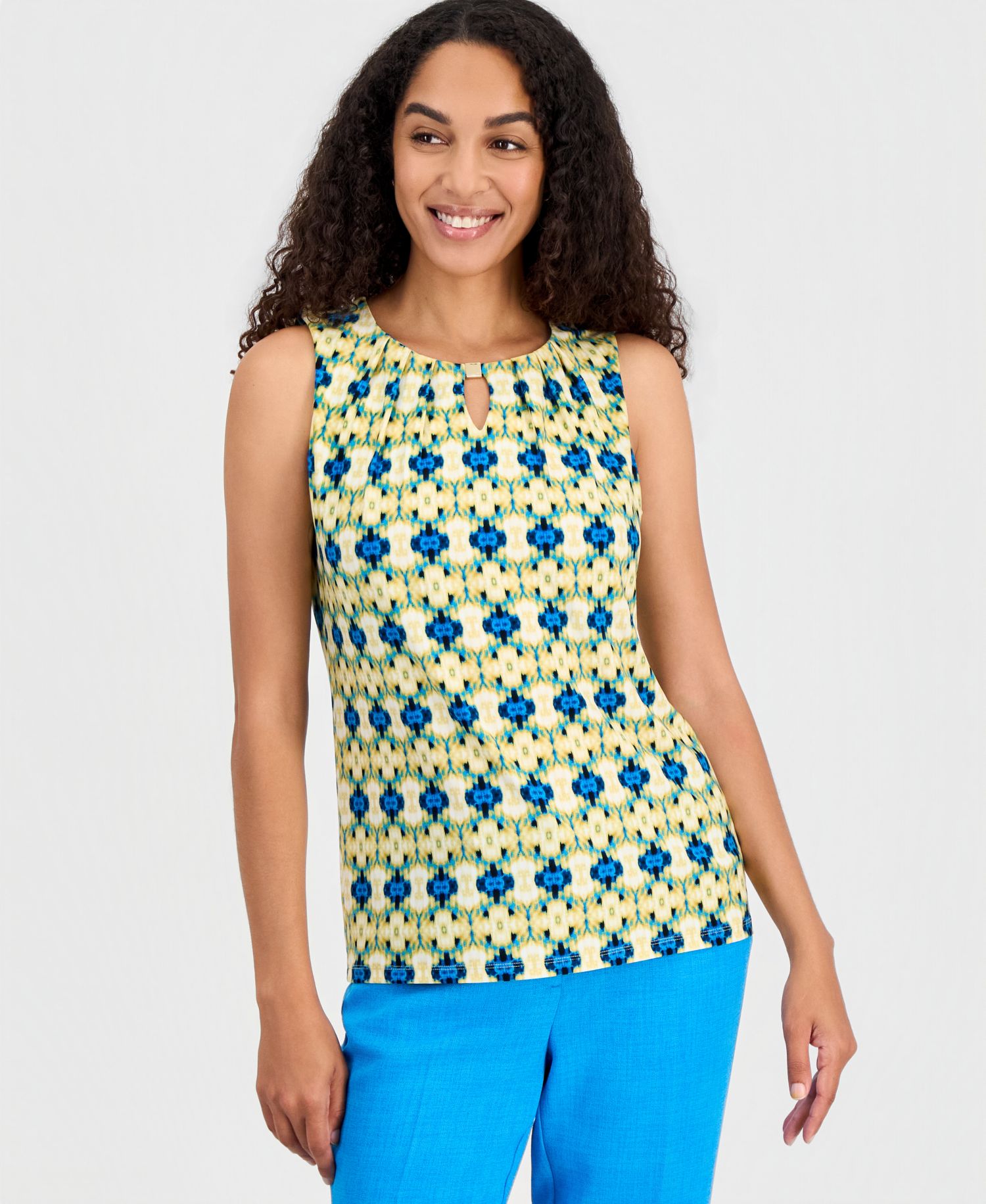 Women's Printed Sleeveless Keyhole Top, Regular & Petite