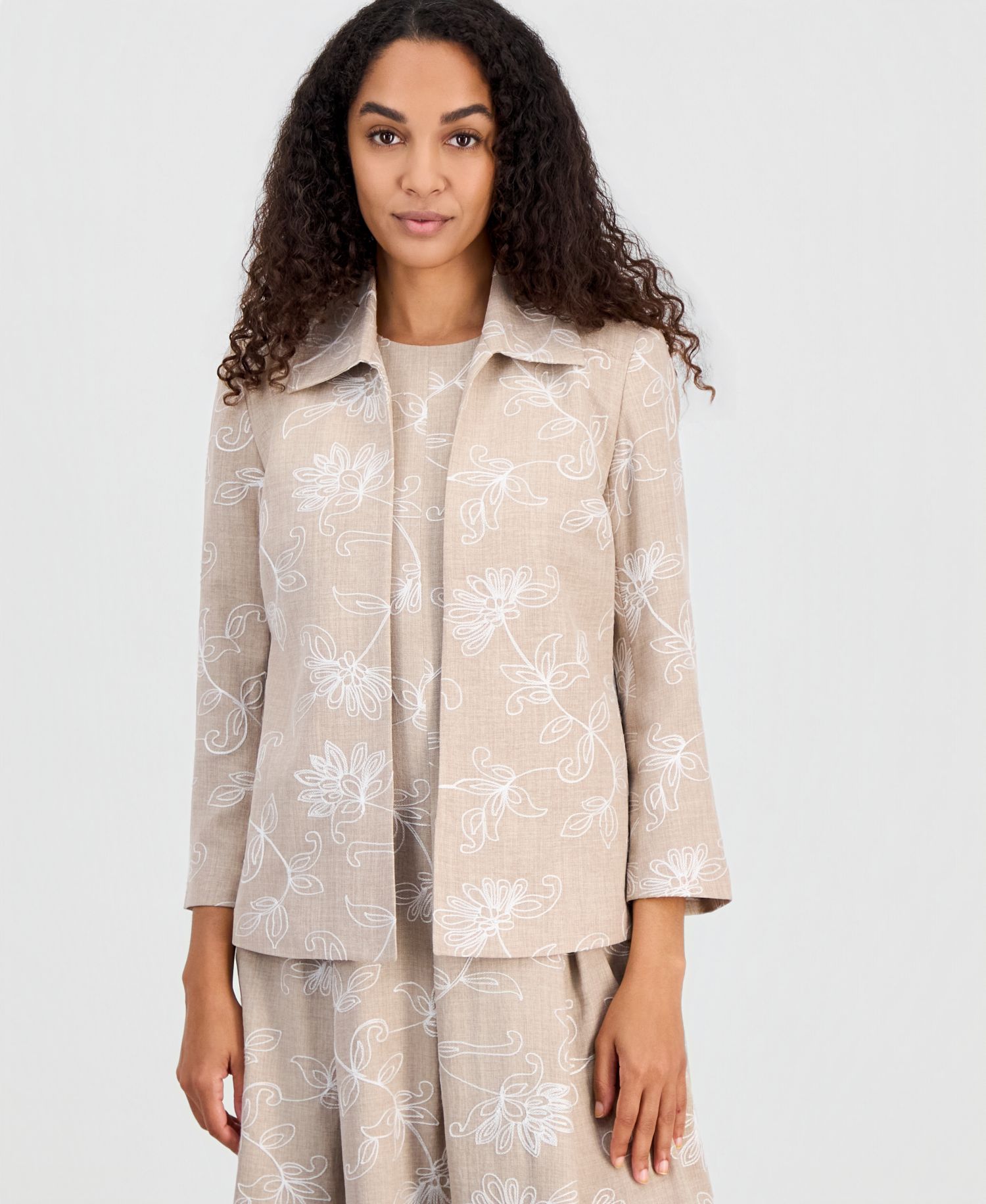 Women's Boxy Floral Embroidered Jacket, Regular & Petite