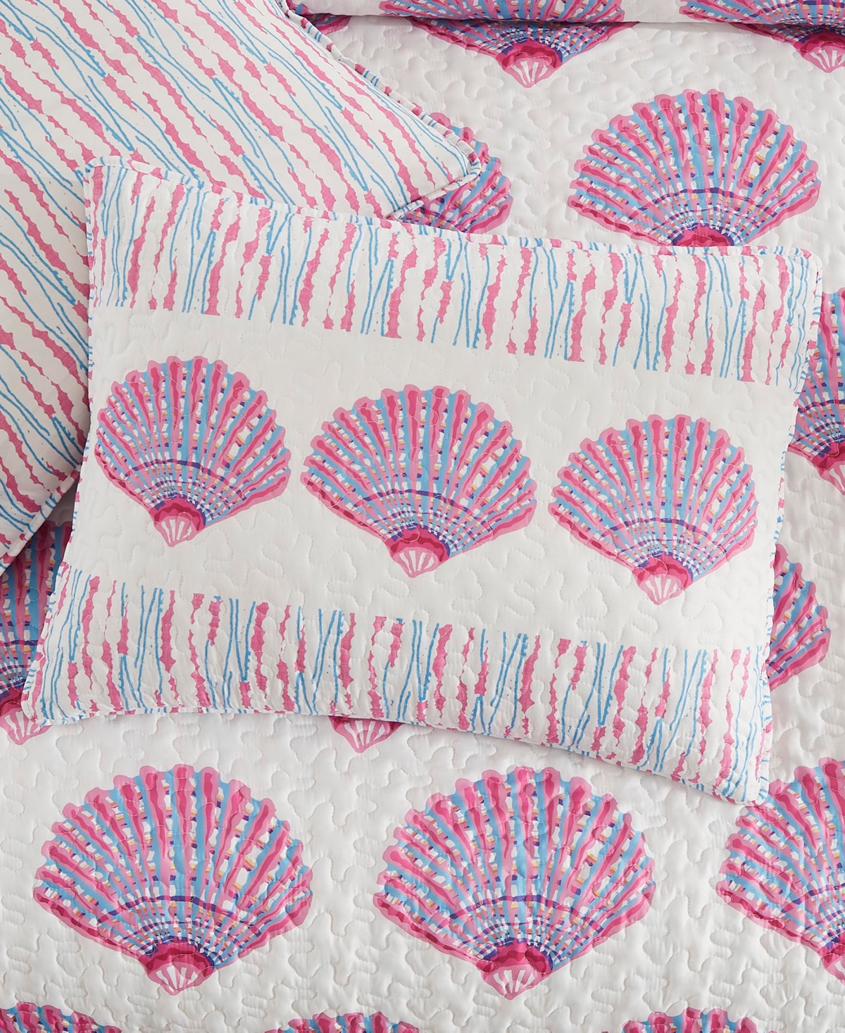 Avanti Scallop Shell Reversible 3-Pc. Quilt Set