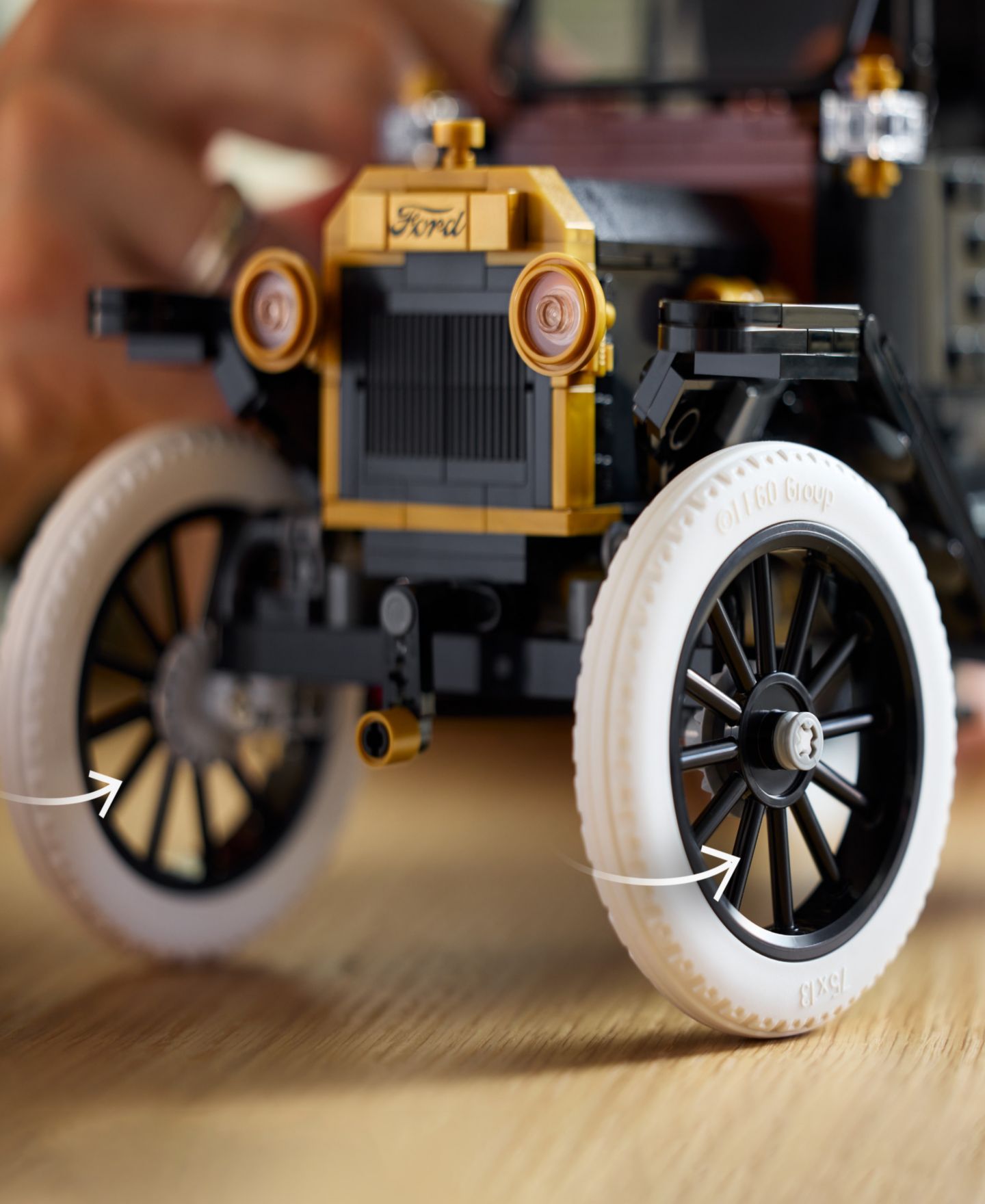 Детский конструктор LEGO® Icons Ford Model T Vintage Car Building Set, 11376 — фото 5
